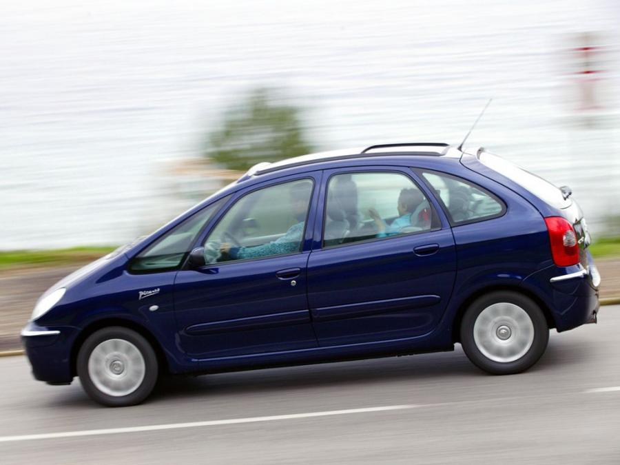  Citroen Xsara Picasso 2004 года  (фото 8 из 16)
